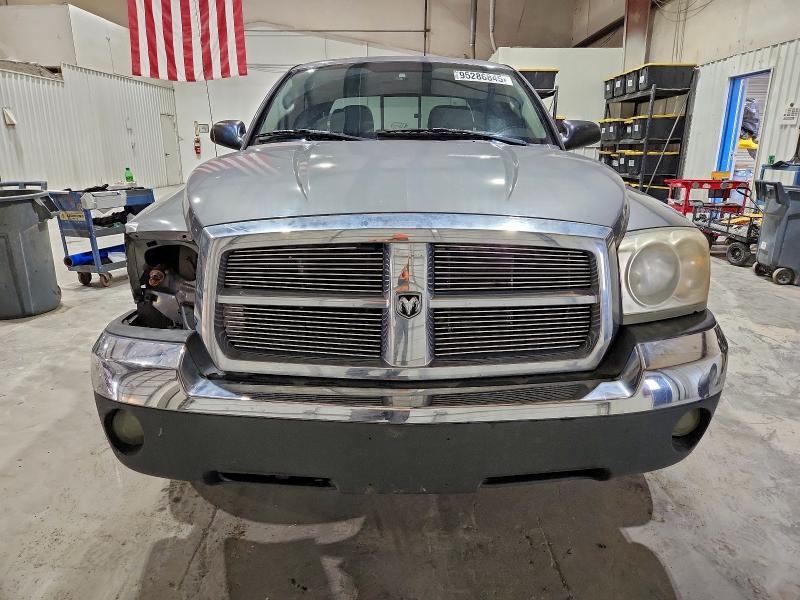 Photo 5 from auction – 2005 DODGE DAKOTA QUA with VIN 1D7HE48KX5S165752