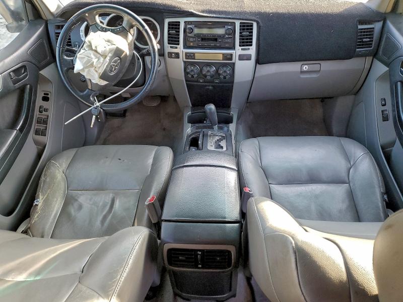 Photo 8 from auction – 2005 TOYOTA 4RUNNER SR with VIN JTEZU14R850057785