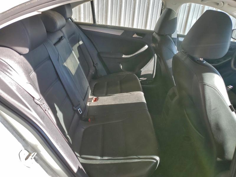 Photo 10 from auction – 2017 VOLKSWAGEN JETTA with VIN 3VWB67AJ6HM222474