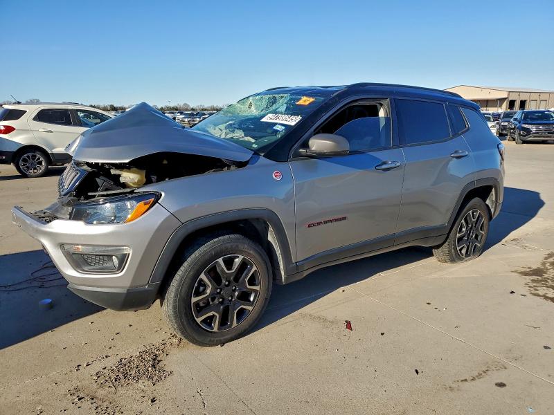 JEEP COMPASS TR 2019 with VIN 3C4NJDDB1KT799928 - Photo from auction