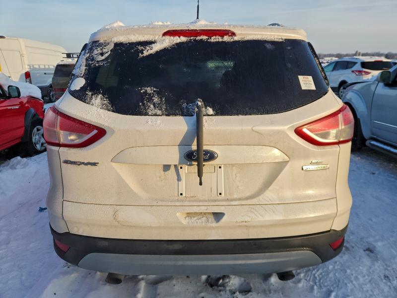 Photo 6 from auction – 2016 FORD ESCAPE with VIN 1FMCU0G96GUB35617