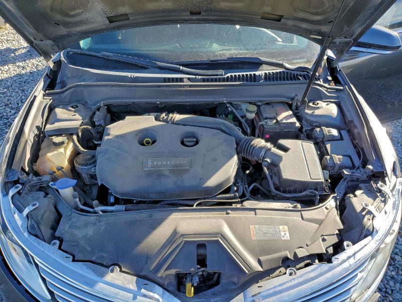 Фото 11 с аукциона – 2016 LINCOLN MKZ с VIN 3LN6L2J93GR615836