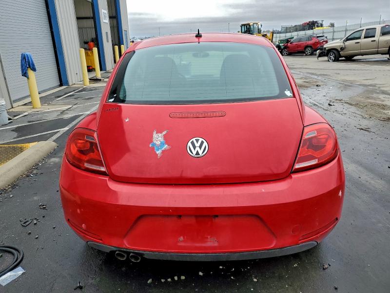 Photo 6 from auction – 2013 VOLKSWAGEN BEETLE with VIN 3VWFP7AT6DM663242