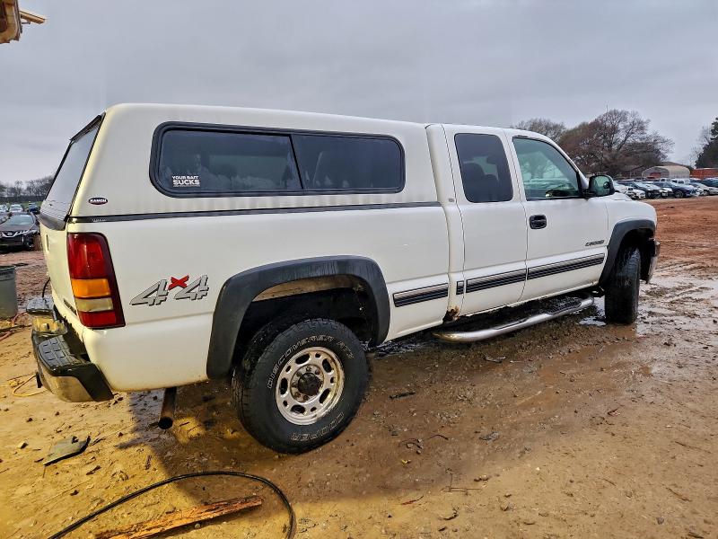Photo 3 from auction – 2002 CHEVROLET SILVERADO with VIN 1GCHK29U22E281352