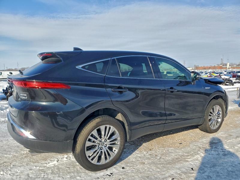 Photo 3 from auction – 2021 TOYOTA VENZA LE with VIN JTEAAAAH9MJ010209