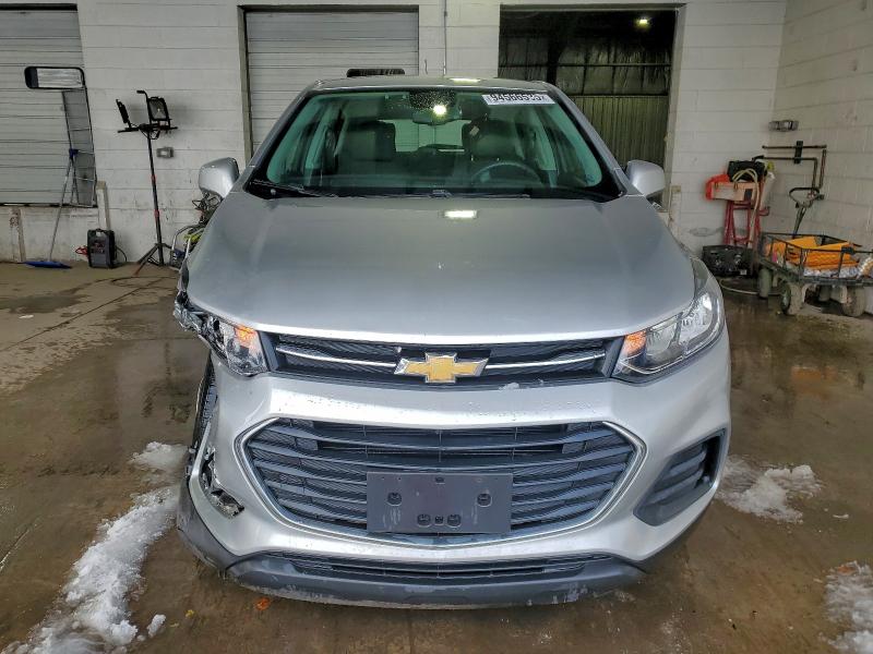 Photo 5 from auction – 2018 CHEVROLET TRAX LS with VIN KL7CJKSB0JB606051