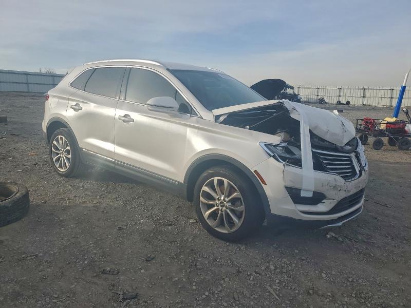 Photo 4 from auction – 2018 LINCOLN MKC SELECT with VIN 5LMCJ2C98JUL22775