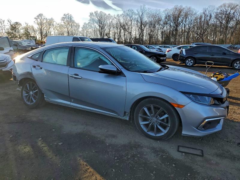 Photo 4 from auction – 2019 HONDA CIVIC EX with VIN 19XFC1F33KE205217