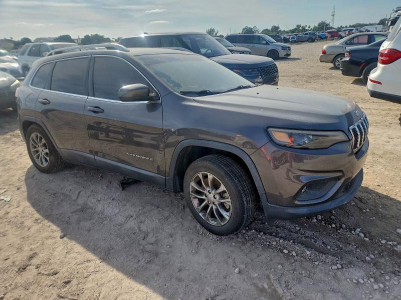 Photo 4 from auction – 2019 JEEP CHEROKEE L with VIN 1C4PJLLB7KD151794