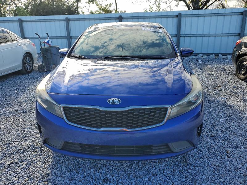 Photo 5 from auction – 2017 KIA FORTE LX with VIN 3KPFL4A76HE084106