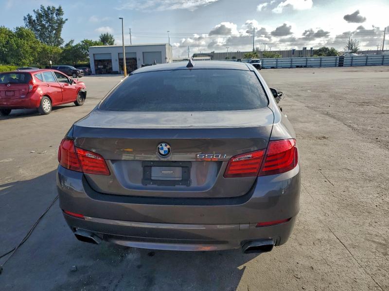 Photo 6 from auction – 2012 BMW 550 I with VIN WBAFR9C52CDV59135
