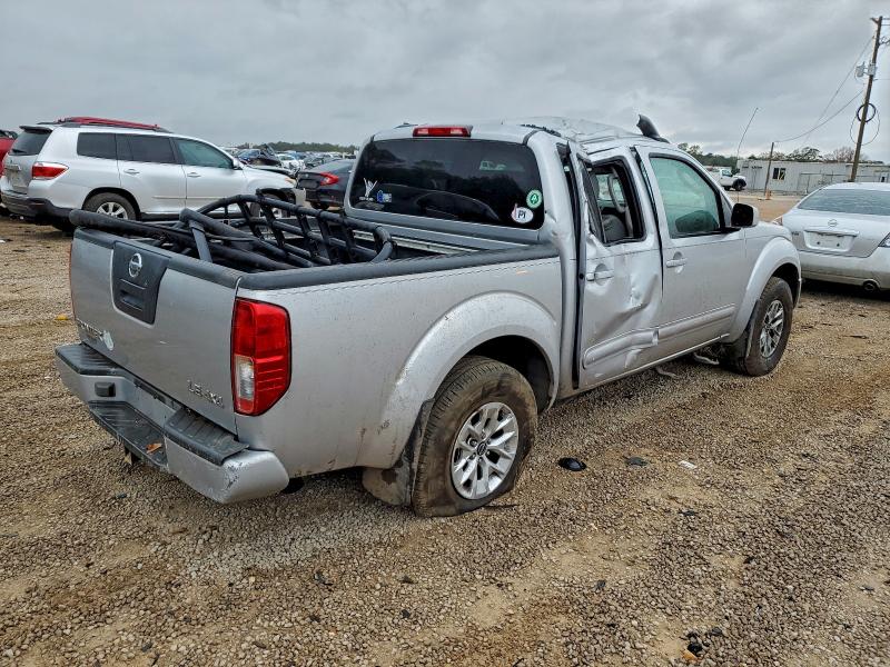 Photo 3 from auction – 2006 NISSAN FRONTIER C with VIN 1N6AD07W16C454359