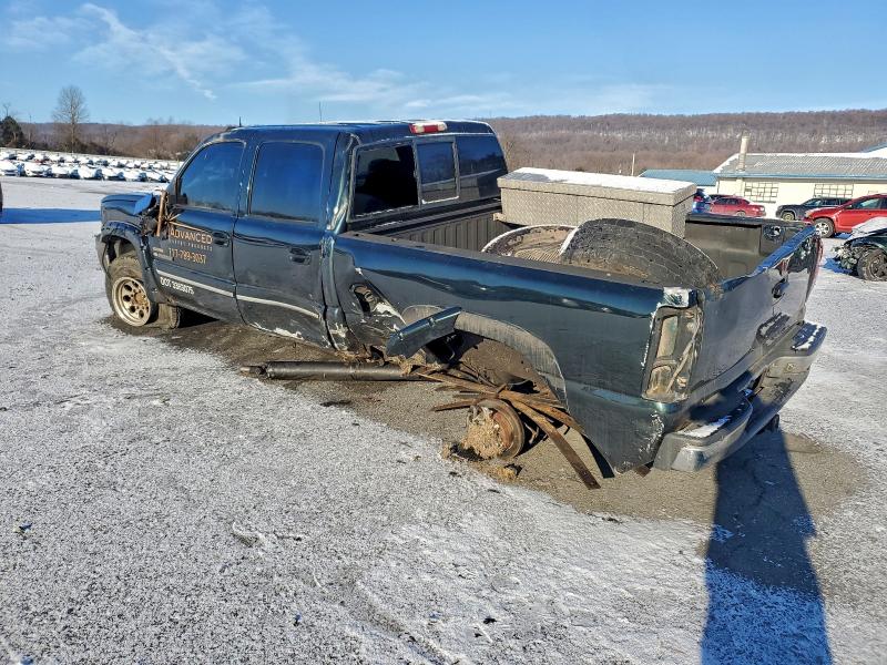 Photo 2 from auction – 2004 CHEVROLET SILVERADO with VIN 1GCHK23254F212028