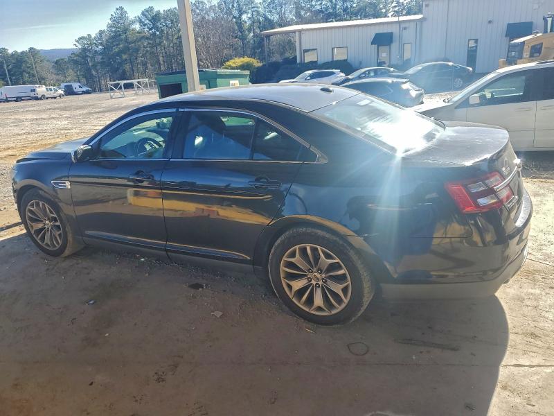 Photo 2 from auction – 2015 FORD TAURUS LIM with VIN 1FAHP2F88FG134185