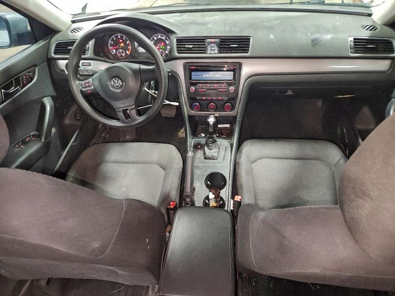 Photo 8 from auction – 2013 VOLKSWAGEN PASSAT S with VIN 1VWAP7A35DC120380