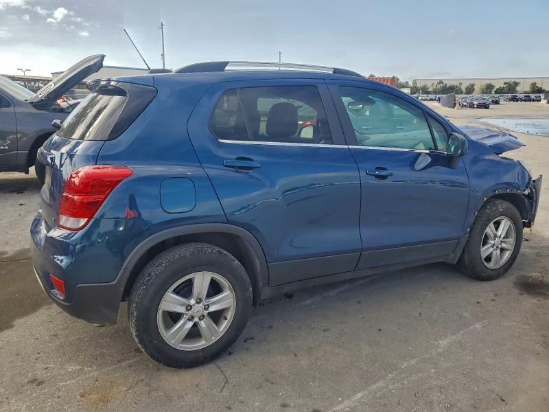 Photo 3 from auction – 2020 CHEVROLET TRAX 1LT with VIN KL7CJLSB5LB334105