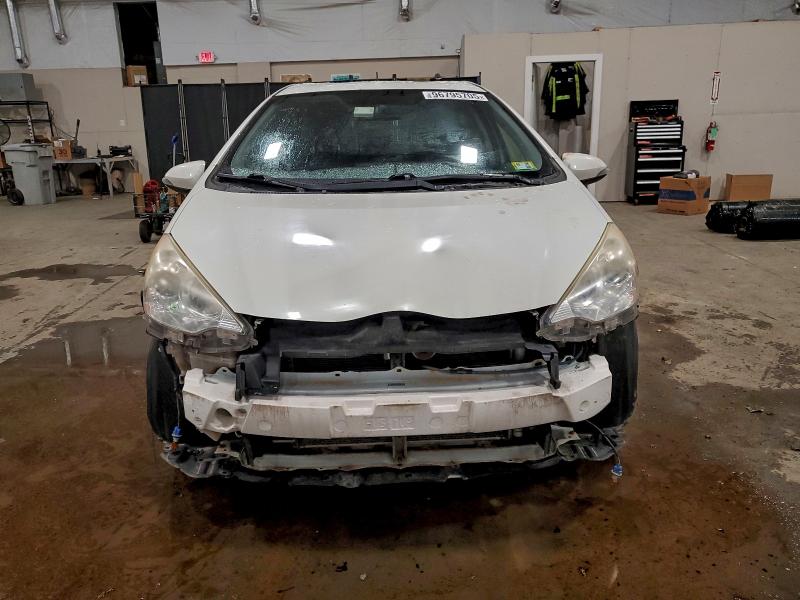 Photo 5 from auction – 2012 TOYOTA PRIUS C with VIN JTDKDTB34C1019445