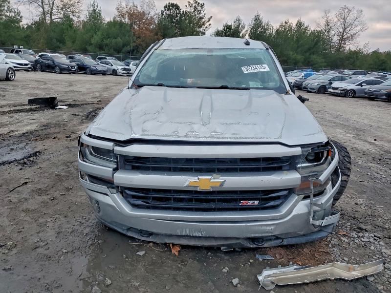 Photo 5 from auction – 2018 CHEVROLET SILVERADO with VIN 3GCUKREC4JG318879