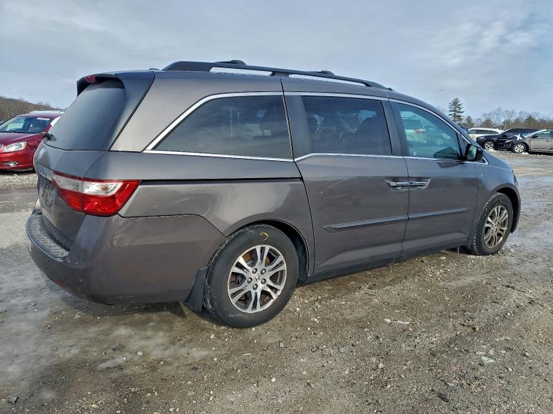 Photo 3 from auction – 2012 HONDA ODYSSEY EX with VIN 5FNRL5H66CB005472