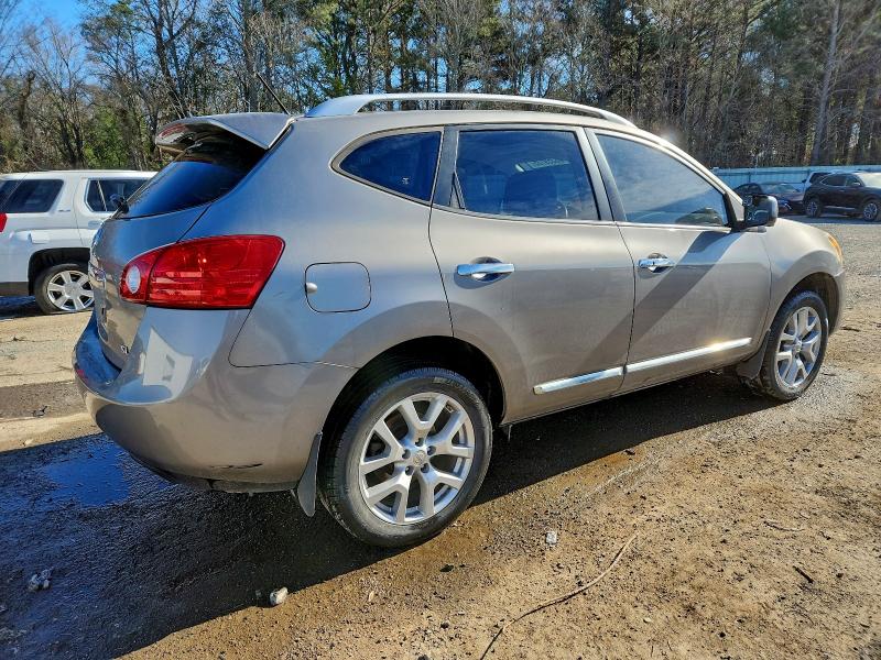 Photo 3 from auction – 2012 NISSAN ROGUE S with VIN JN8AS5MT3CW266909