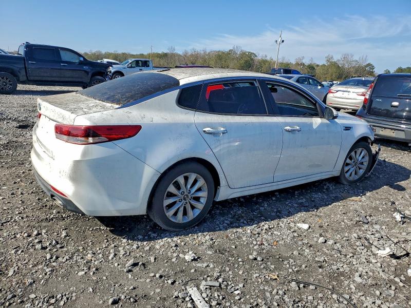 Photo 3 from auction – 2016 KIA OPTIMA with VIN 5XXGT4L31GG066424