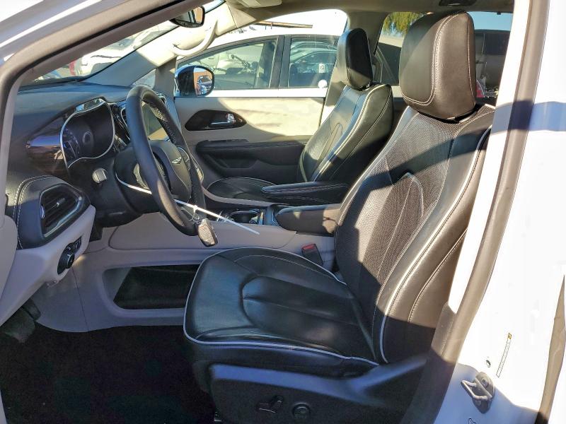 Photo 7 from auction – 2023 CHRYSLER PACIFICA L with VIN 2C4RC1GG4PR552284