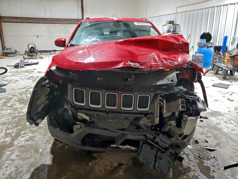 Photo 5 from auction – 2019 JEEP COMPASS LA with VIN 3C4NJDBB8KT813729