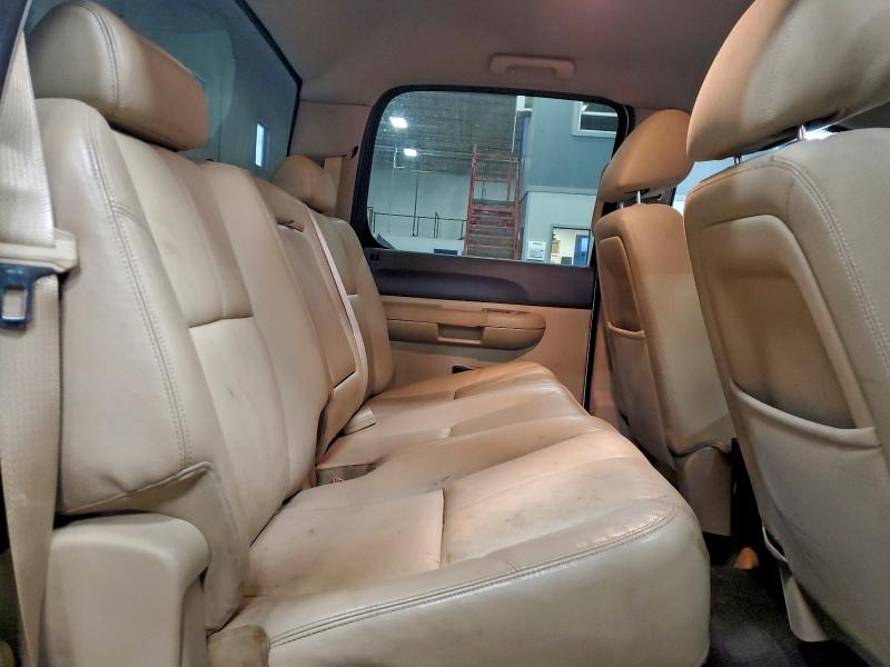 Photo 10 from auction – 2010 CHEVROLET SILVERADO with VIN 3GCXCUEJ8AG272596