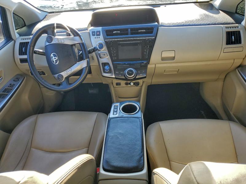 Photo 8 from auction – 2015 TOYOTA PRIUS V with VIN JTDZN3EU6FJ026501