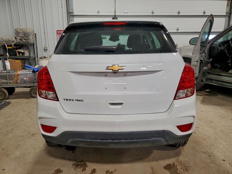 Photo 6 from auction – 2017 CHEVROLET TRAX LS with VIN KL7CJNSB3HB127456