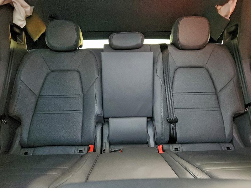 Photo 10 from auction – 2019 PORSCHE CAYENNE with VIN WP1AA2AY6KDA03500