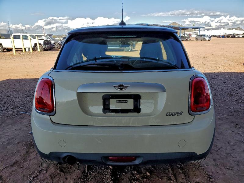 Photo 6 from auction – 2015 MINI COOPER with VIN WMWXM5C54FT942838