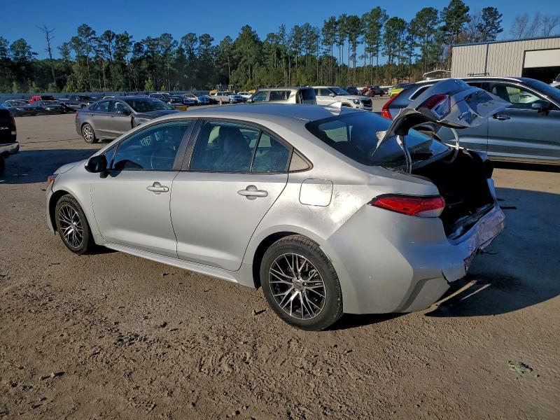 Photo 2 from auction – 2021 TOYOTA COROLLA LE with VIN 5YFEPMAE1MP210105
