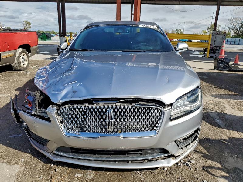 Photo 5 from auction – 2020 LINCOLN MKZ with VIN 3LN6L5A94LR609524