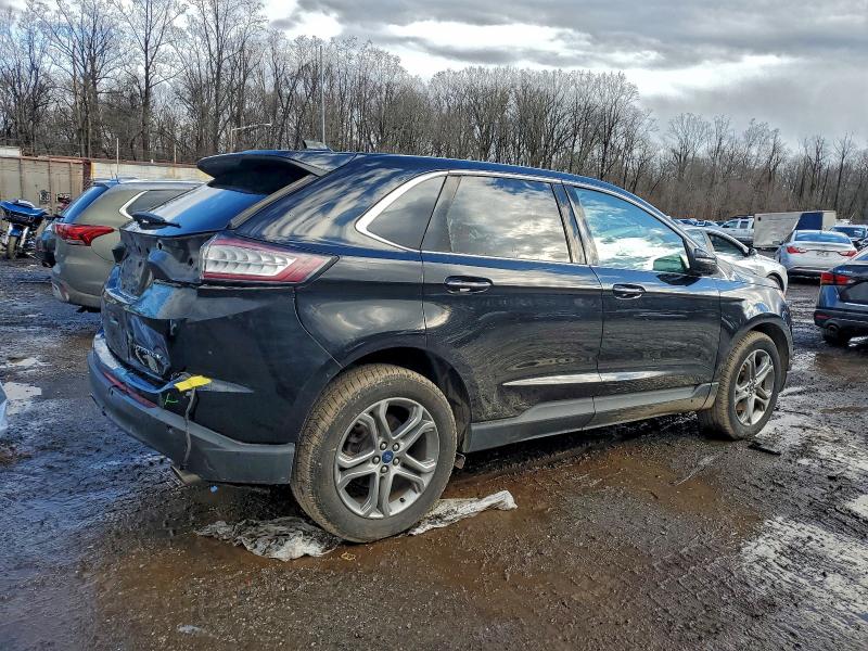 Photo 3 from auction – 2016 FORD EDGE TITAN with VIN 2FMPK3K87GBB05233