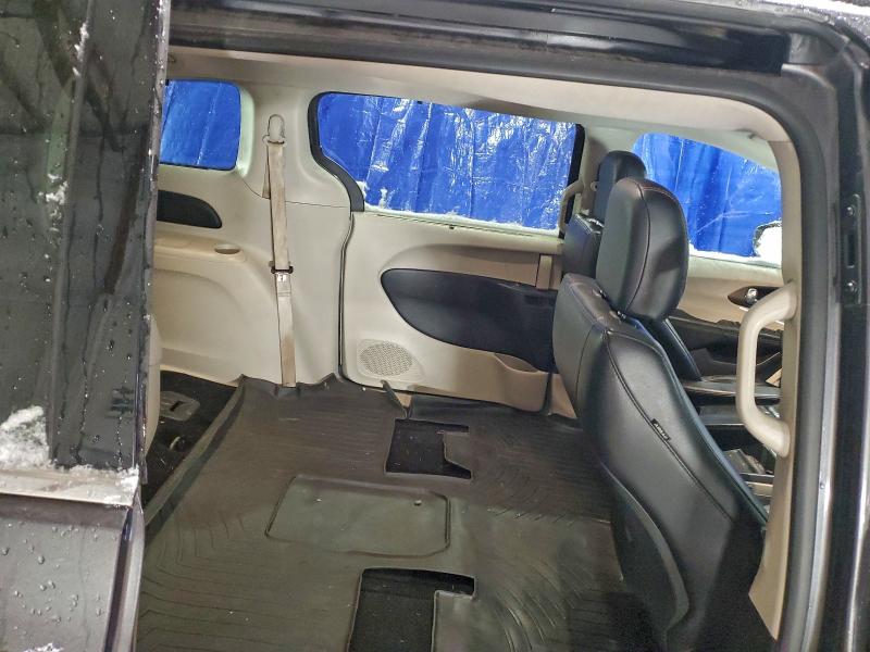 Photo 11 from auction – 2017 CHRYSLER PACIFICA with VIN 2C4RC1BG6HR705563
