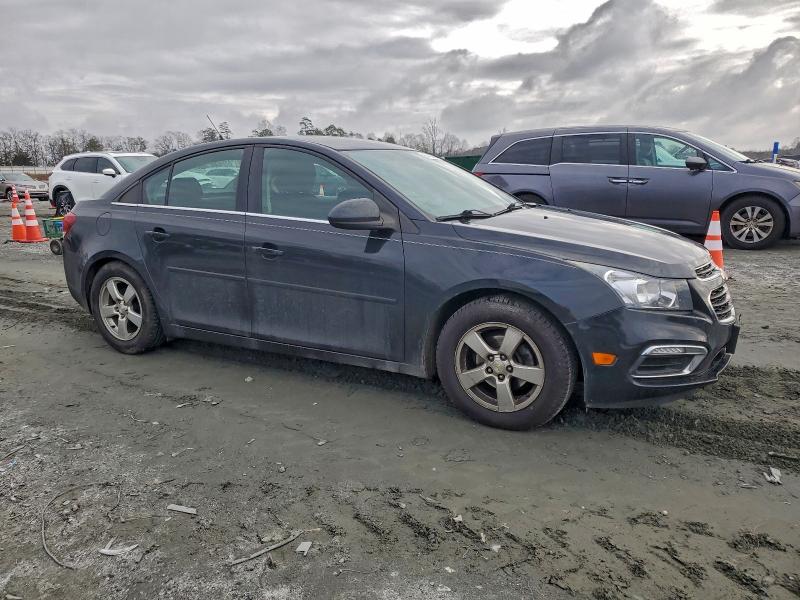 Photo 4 from auction – 2015 CHEVROLET CRUZE LT with VIN 1G1PC5SB9F7201731