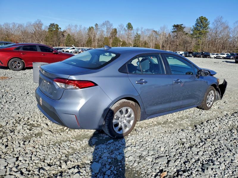 Photo 3 from auction – 2021 TOYOTA COROLLA LE with VIN 5YFEPMAE6MP221245