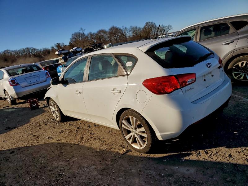 Photo 2 from auction – 2013 KIA FORTE SX with VIN KNAFW5A34D5681848