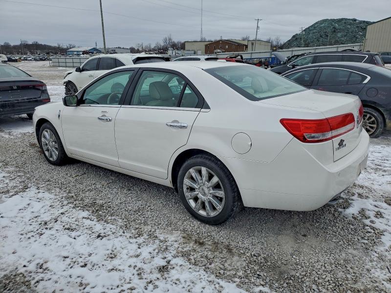 Фото 2 с аукциона – 2011 LINCOLN MKZ с VIN 3LNHL2GC8BR755840