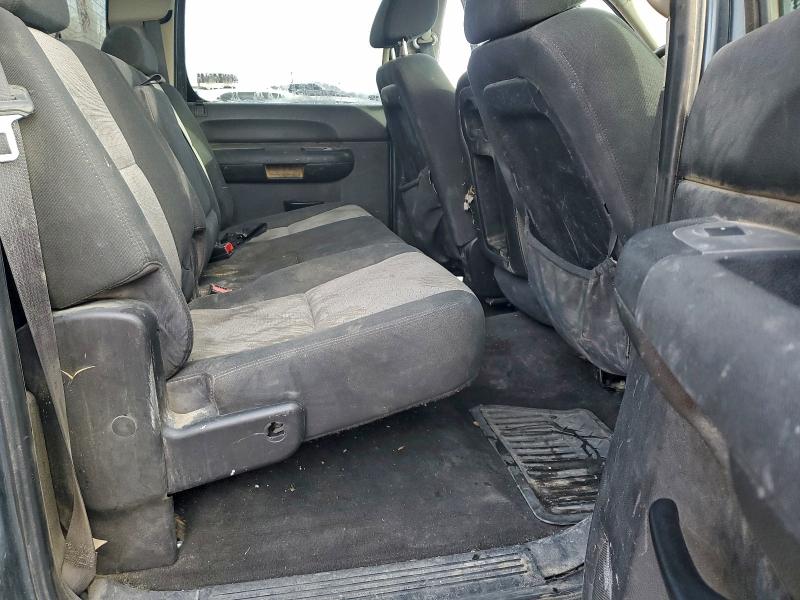 Фото 10 с аукциона – 2007 CHEVROLET SILVERADO с VIN 2GCEK13C671709185