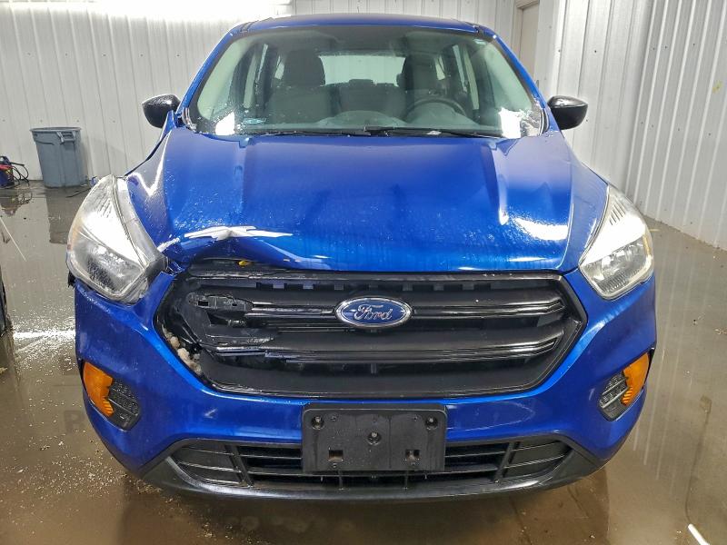 صورة رقم 5 من المزاد - 2017 FORD ESCAPE S مع VIN 1FMCU0F72HUB75629
