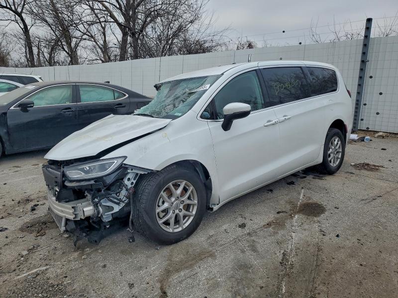 CHRYSLER PACIFICA T 2023 with VIN 2C4RC1BG0PR560535 - Photo from auction