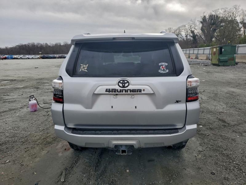 Photo 6 from auction – 2017 TOYOTA 4RUNNER SR with VIN JTEBU5JR7H5448947