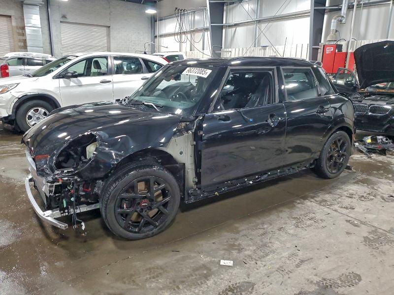MINI COOPER S 2025 with VIN WMW53GD09S2W65791 - Photo from auction