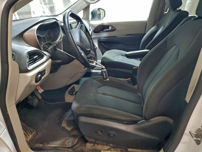 Photo 7 from auction – 2020 CHRYSLER VOYAGER LX with VIN 2C4RC1CG9LR159266