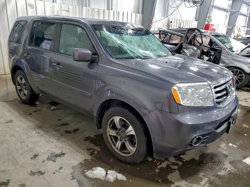 Photo 4 from auction – 2015 HONDA PILOT SE with VIN 5FNYF4H33FB077866
