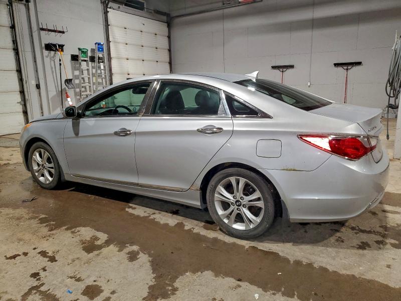 Photo 2 from auction – 2011 HYUNDAI SONATA SE with VIN 5NPEC4AC3BH001453