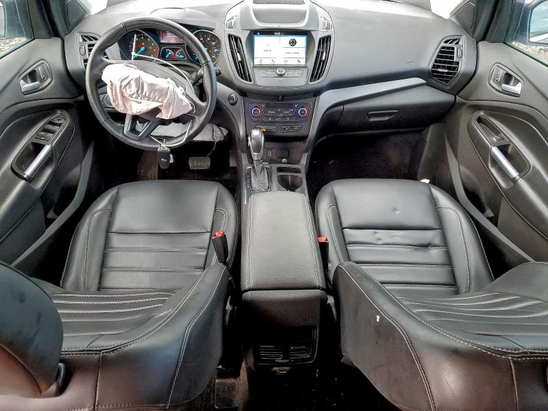 Photo 8 from auction – 2019 FORD ESCAPE SEL with VIN 1FMCU9HD5KUC11523