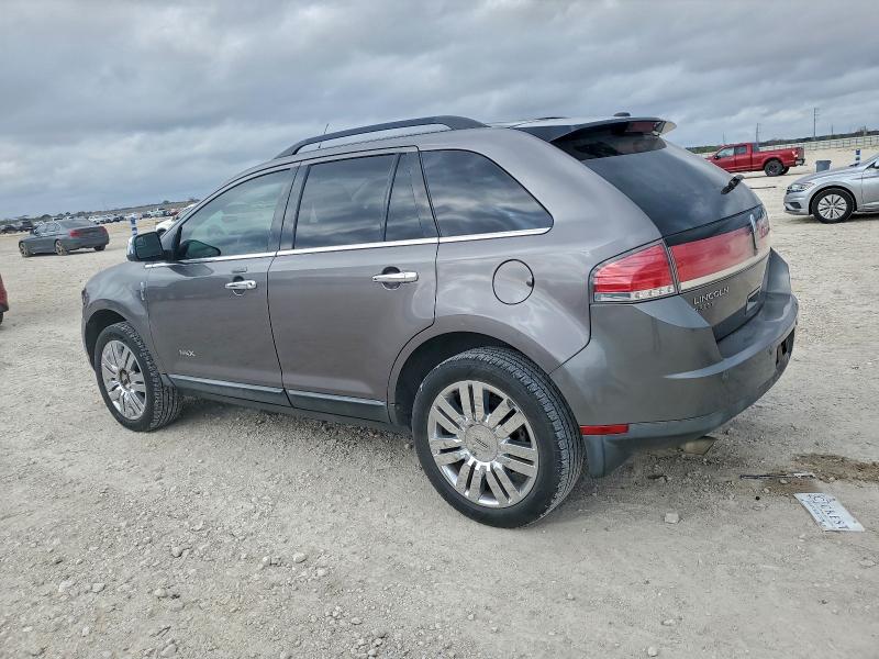 Photo 2 from auction – 2010 LINCOLN MKX with VIN 2LMDJ6JC2ABJ30095